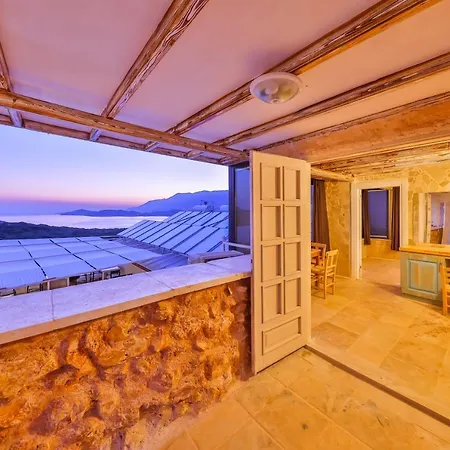 Mojo Sunset Boutique Szálloda 5*